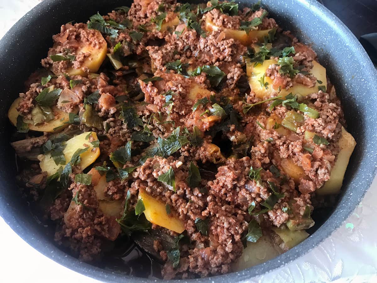 Patatesli Patlıcan Oturtma tarifi