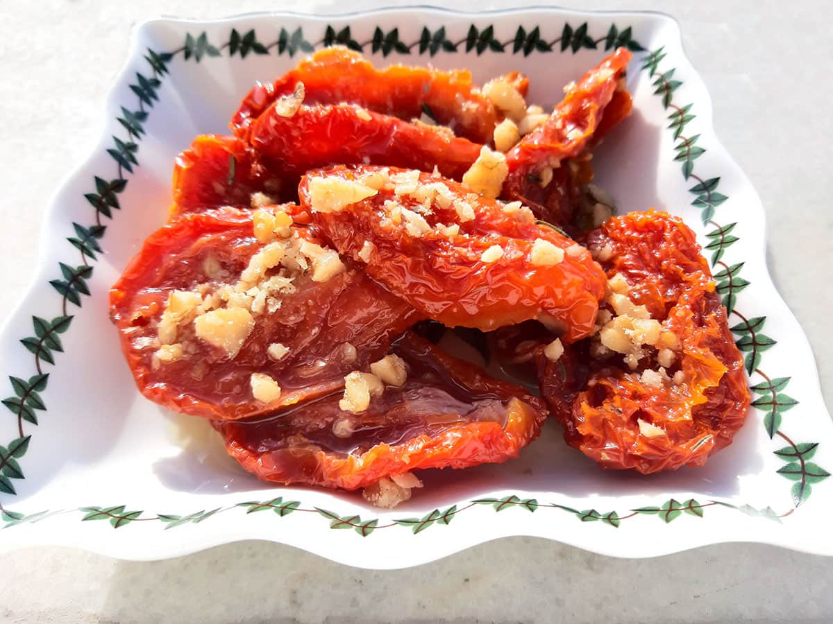 Kahvaltılık Kuru Domates tarifi