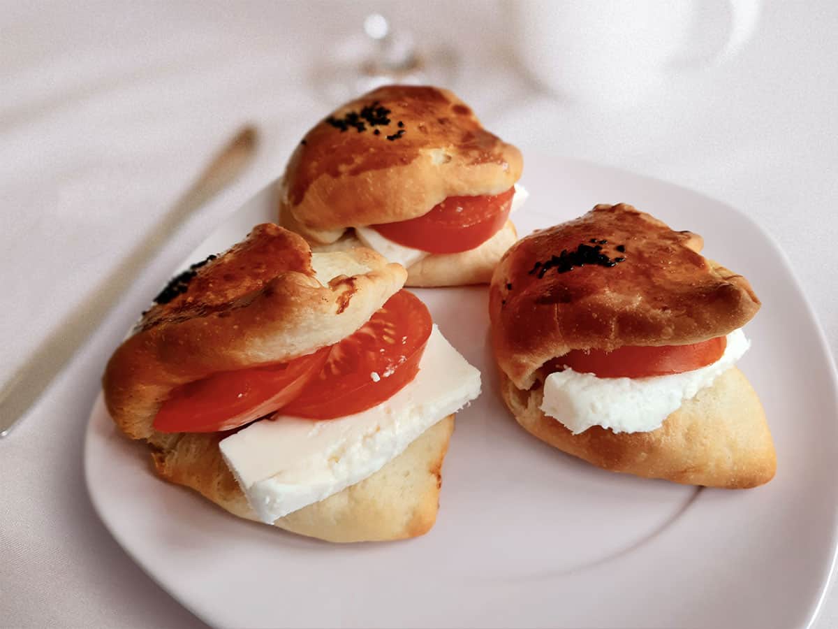 Peynirli Cep Poğaça tarifi