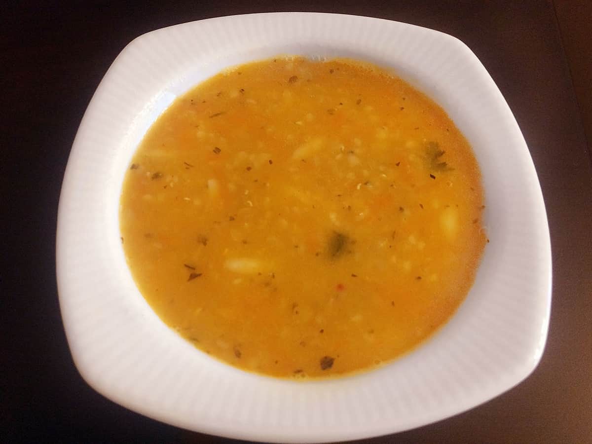  Arpa Şehriyeli Mercimek Çorbası tarifi