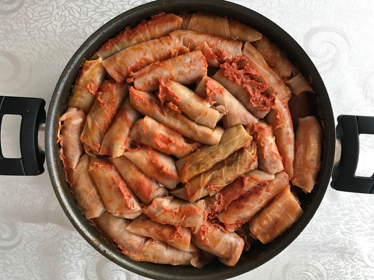 Bulgurlu Lahana Dolması tarifi