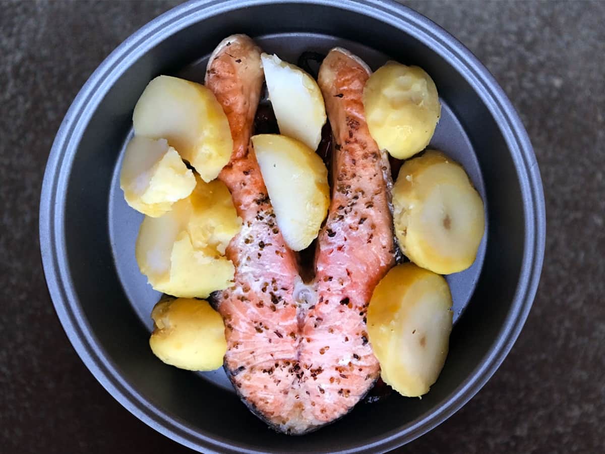 Fırında Patatesli Somon tarifi