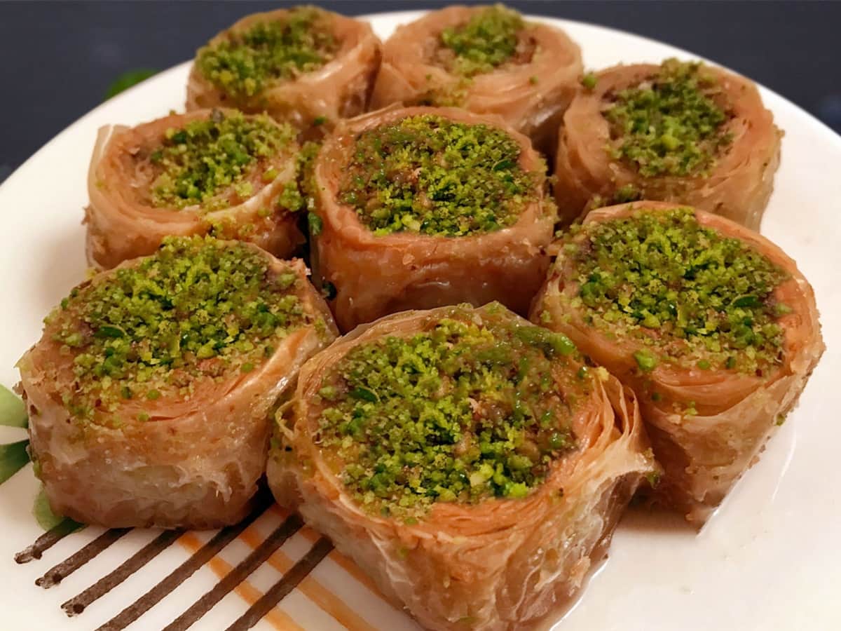 Fıstıklı Saray Sarması tarifi