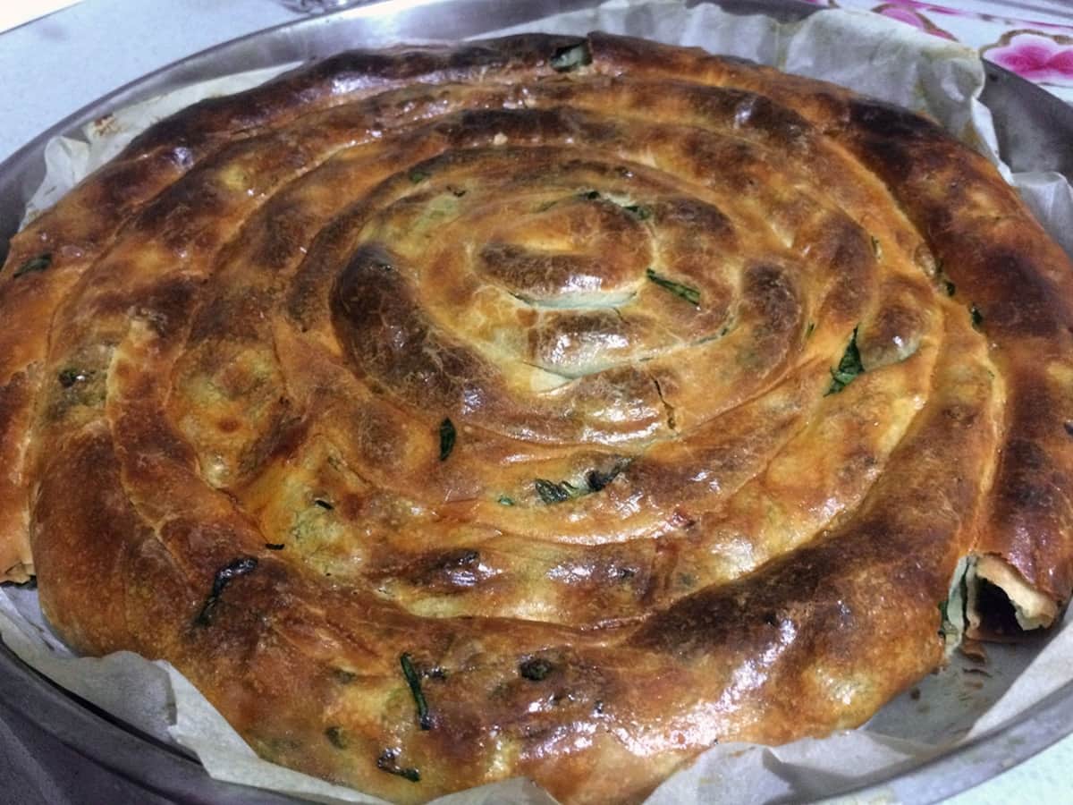 Ispanaklı Açma Kol Böreği tarifi