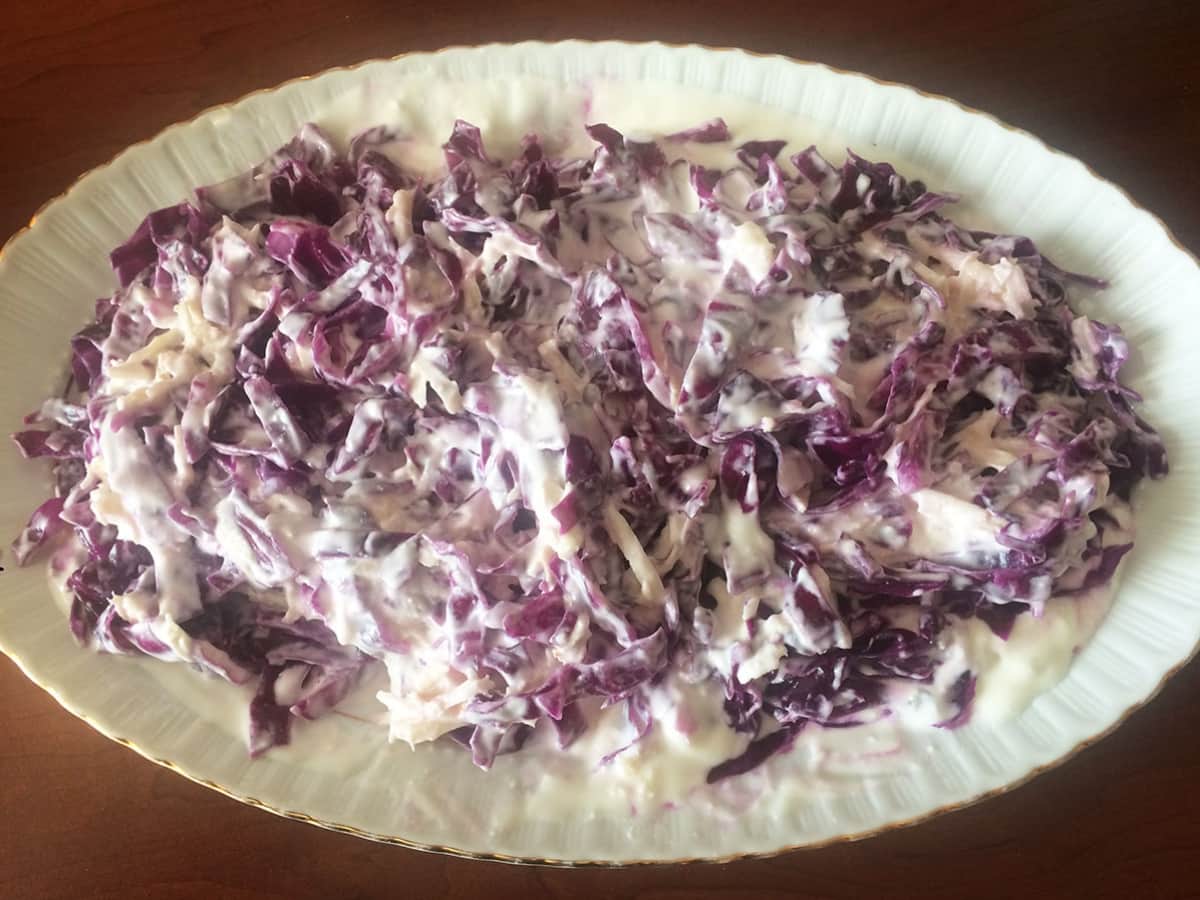 Kerevizli Kırmızı Lahana Salatası tarifi