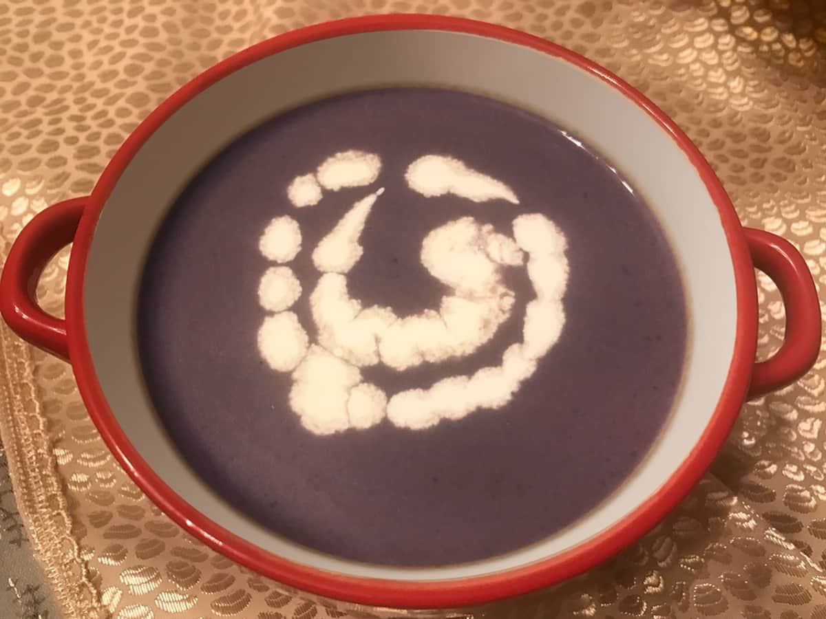 Kırmızı Lahana Çorbası tarifi