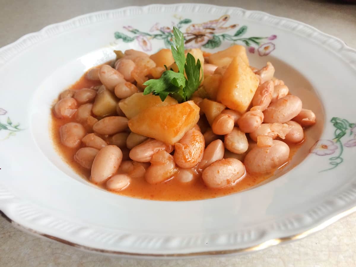 Patatesli Barbunya Yemeği tarifi