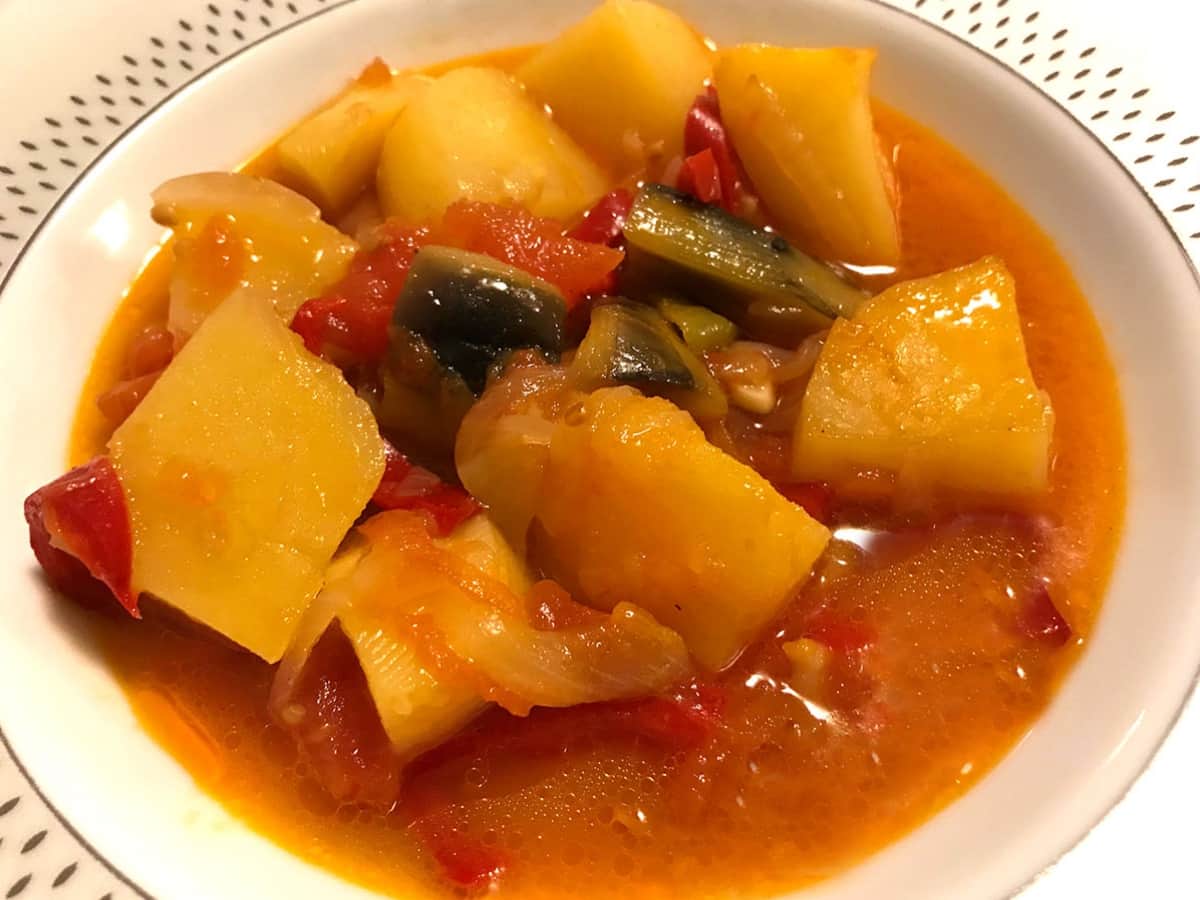 Patatesli Patlıcan Yemeği tarifi