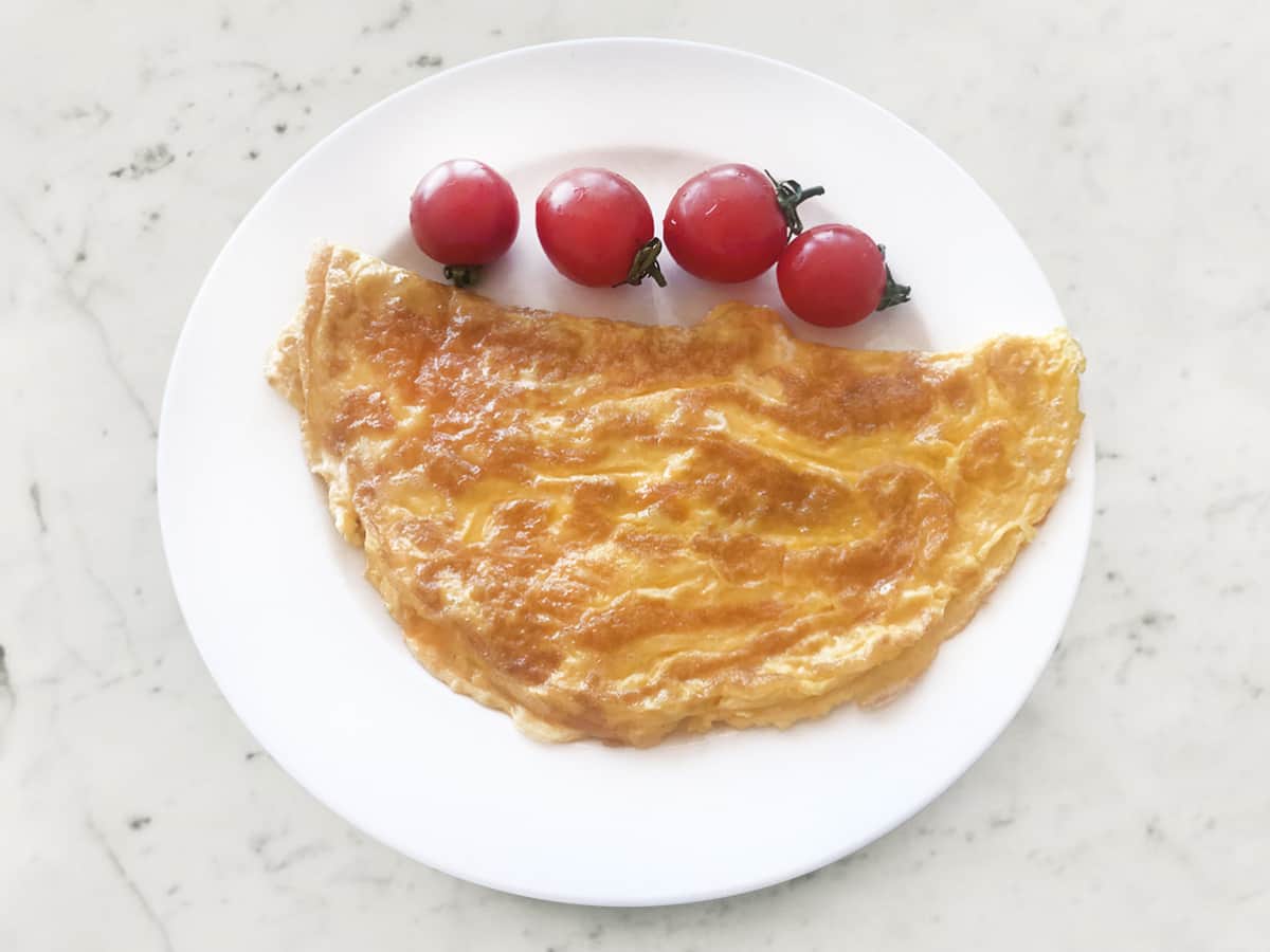 Peynirli Kaşarlı Omlet tarifi