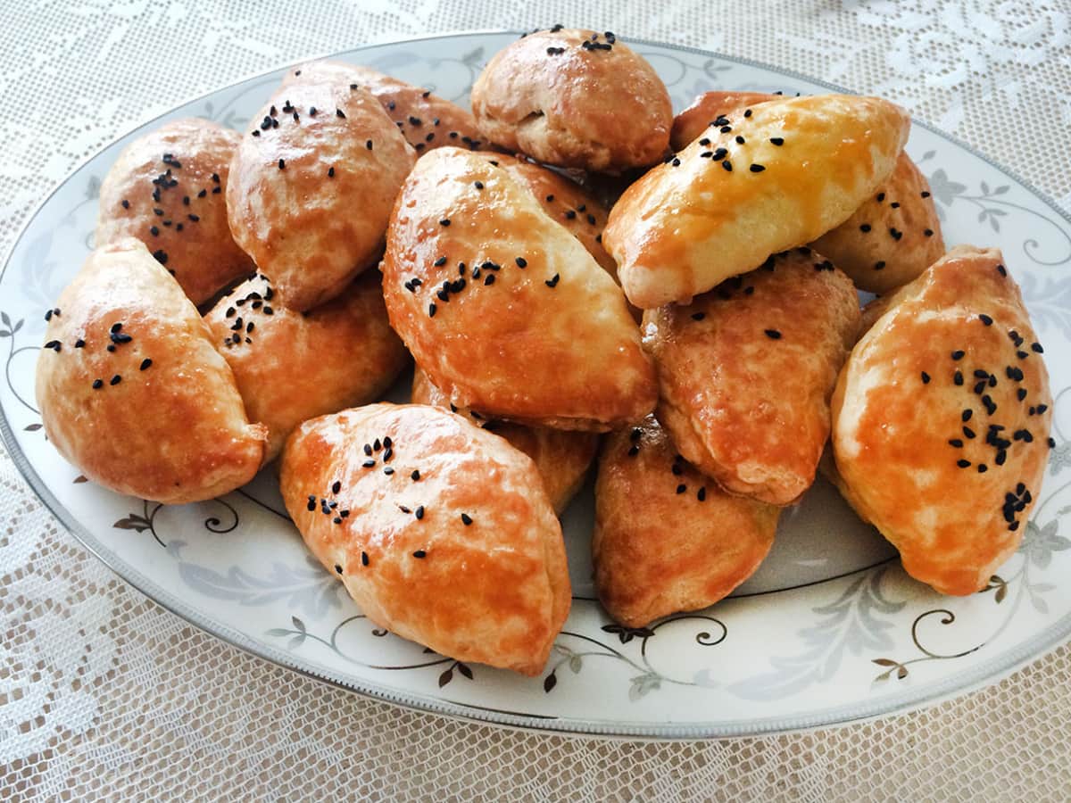 Soğanlı Patatesli Poğaça tarifi