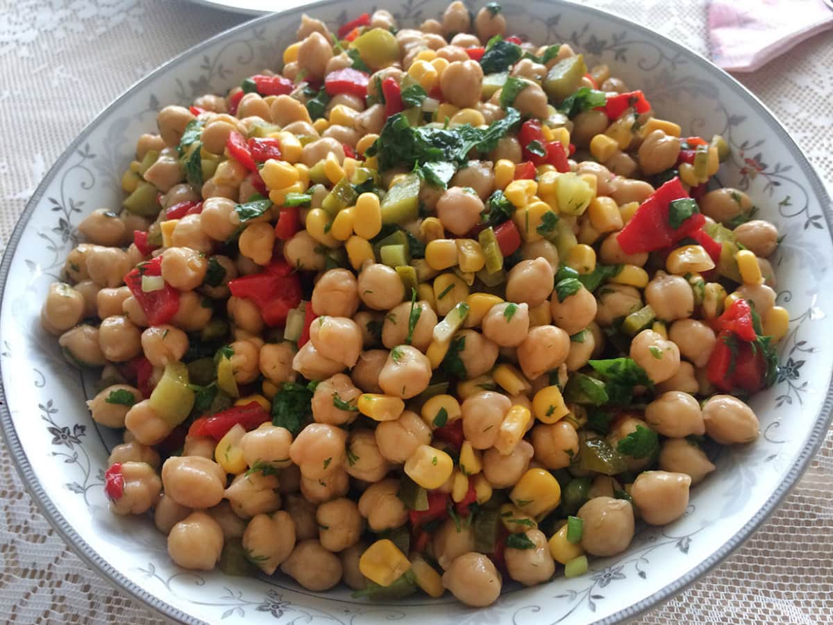 Turşulu Nohut Salatası tarifi