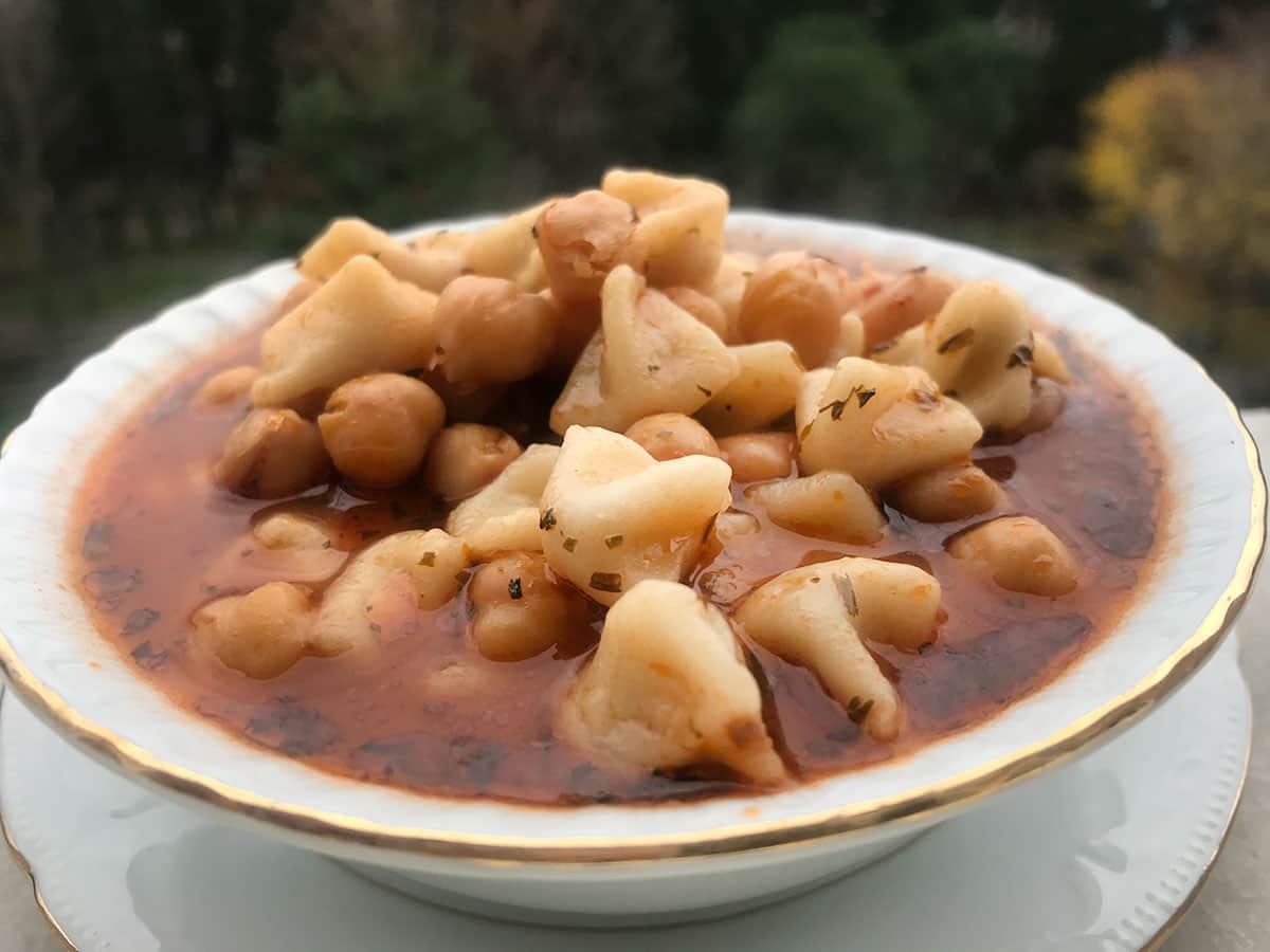 Yüksük Çorbası tarifi