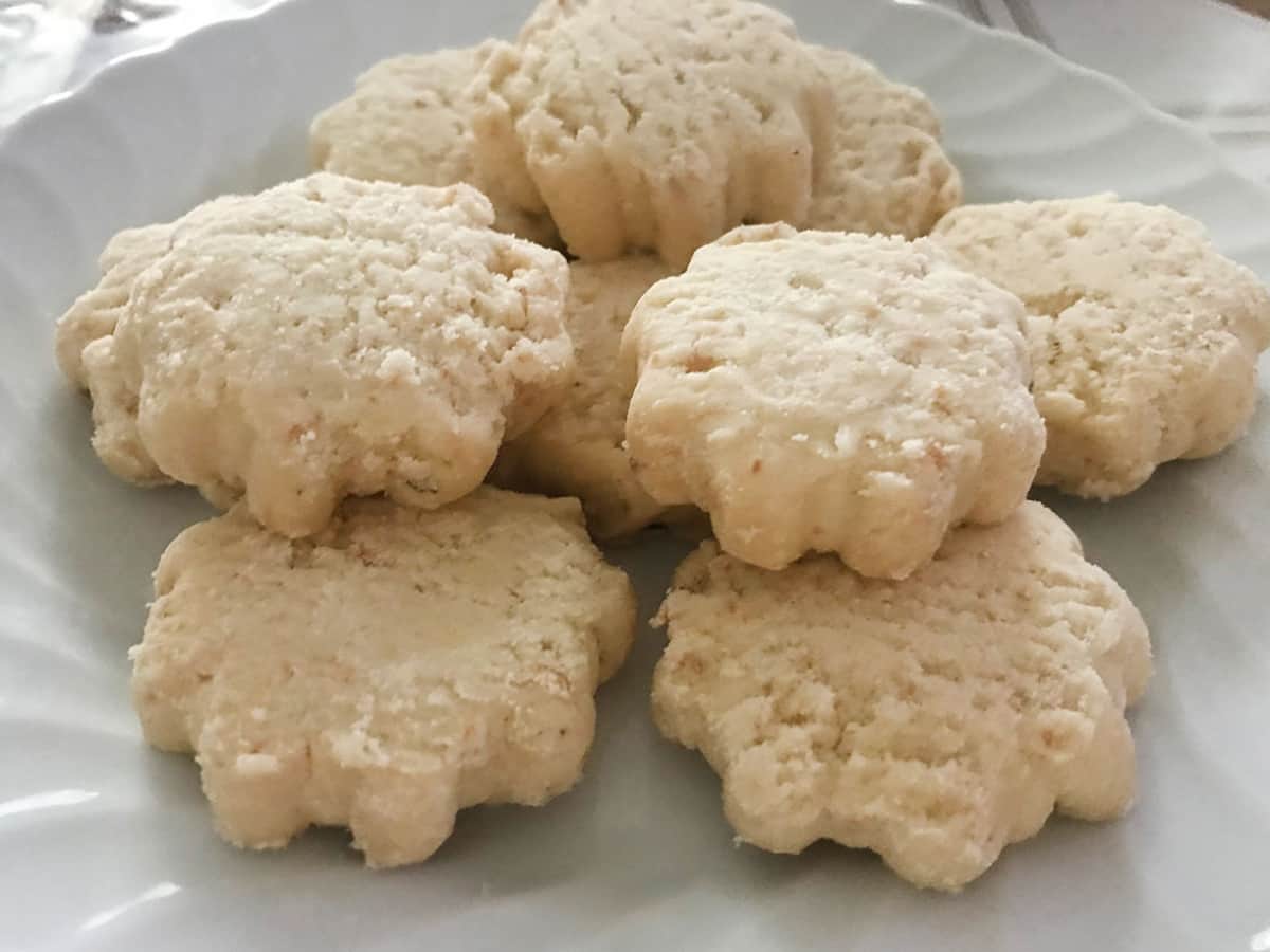 Çiçek Un Kurabiyesi tarifi