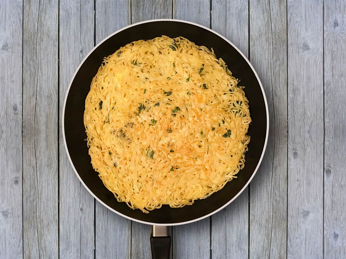 Makarna Böreği tarifi