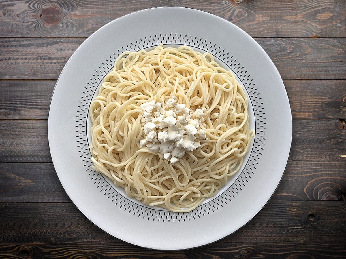 Peynirli Spaghetti tarifi görseli