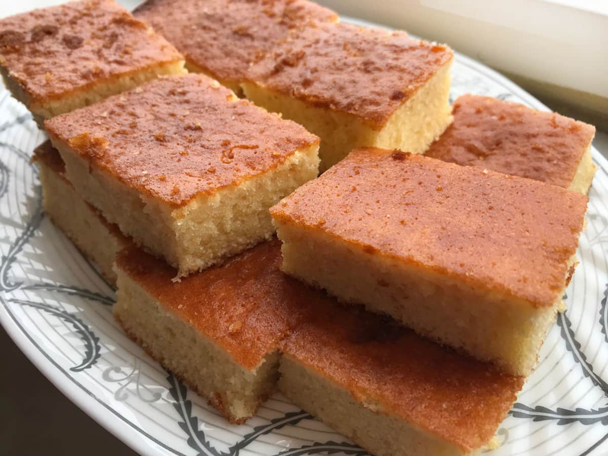 Sade Tepsi Keki tarifi