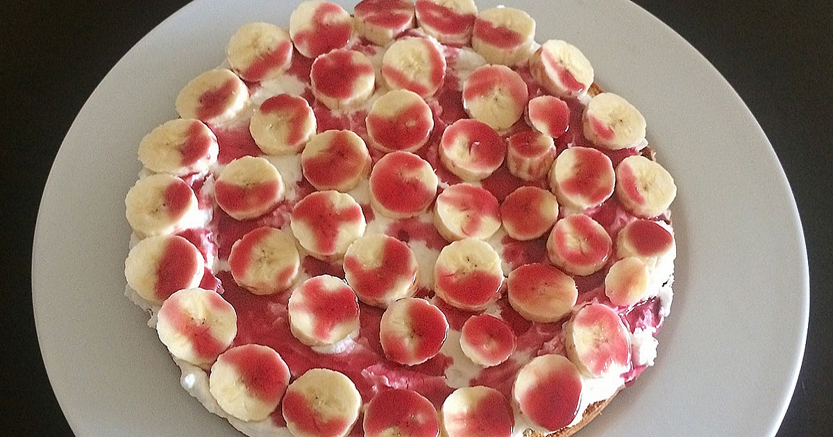 Muzlu Kremalı Pasta Tarifi Tarifi Kolay